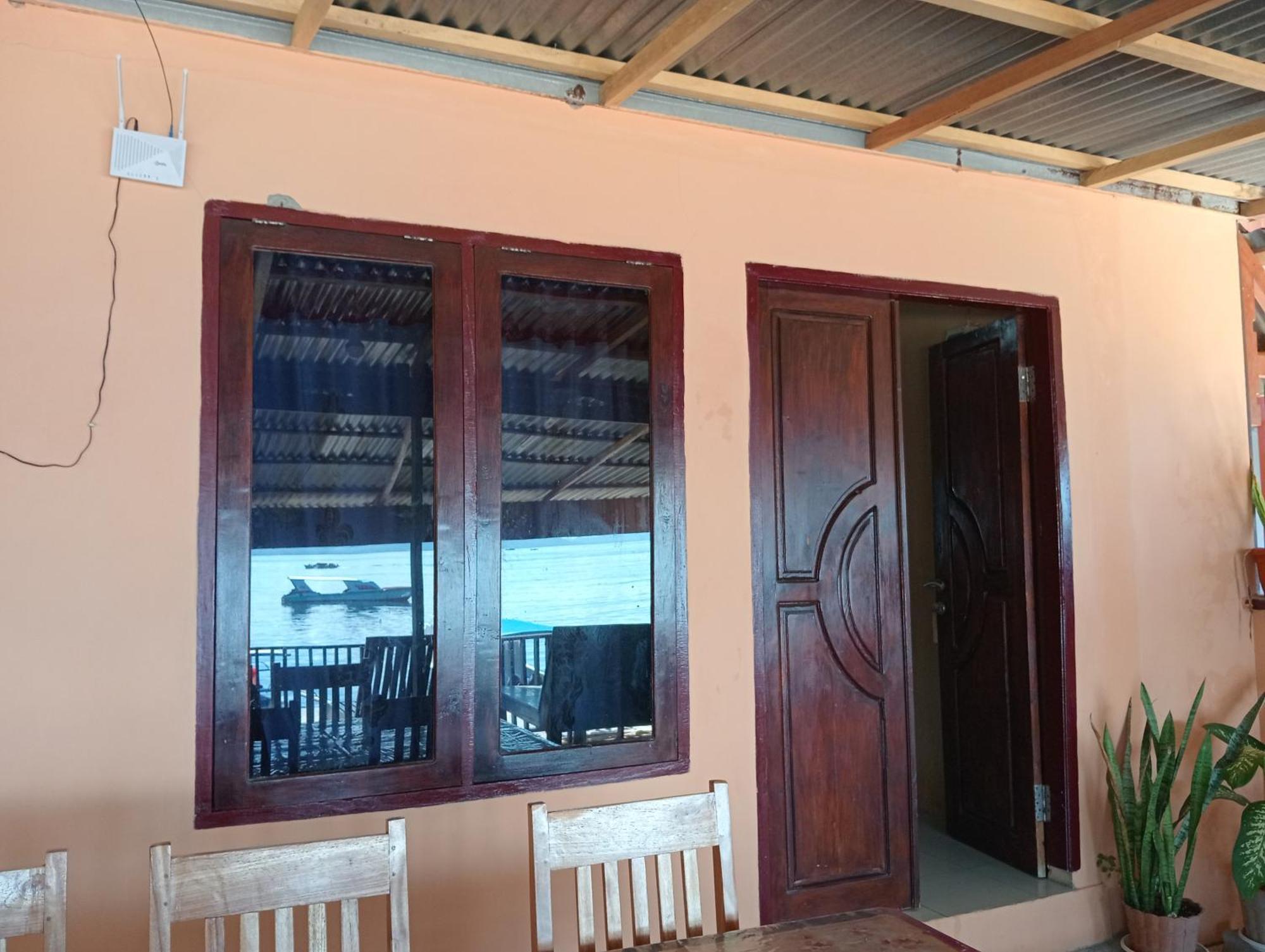 Mamalis Homestay مانادو المظهر الخارجي الصورة